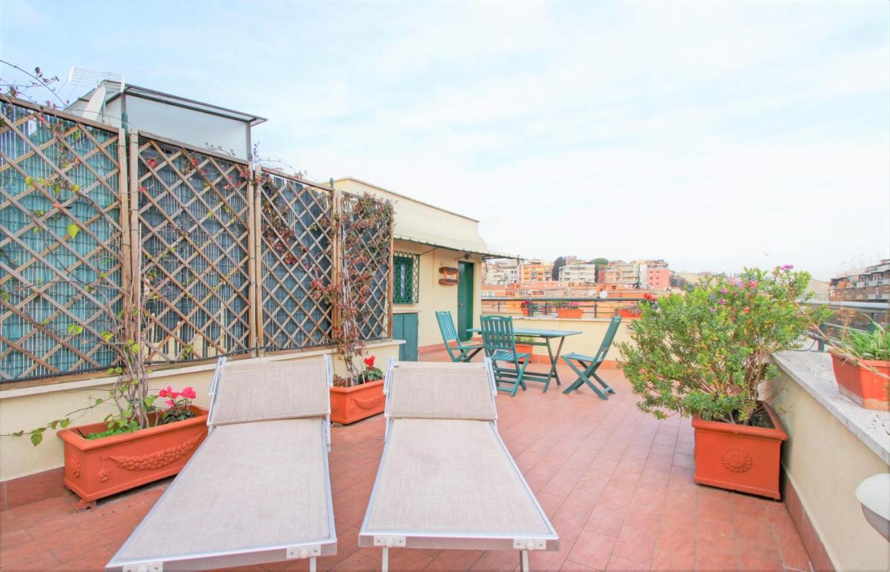 In The Clouds Over Trastevere, Penthouse Apartment